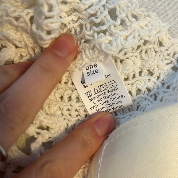 Crochet top - Picture 4 of 4